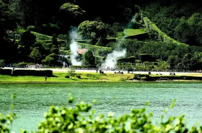 Furnas Volcano 4x4 Tour: Thermal Springs & Tea Plantation