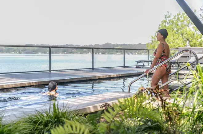 Caiaque em Frutillar: Dia de bem-estar com biopiscinas e massagem