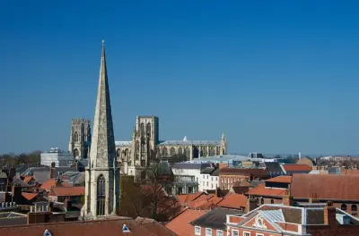 Tour privado a pie por York: Calles medievales y murallas