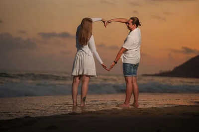 Capture real moments on alanya’s cleopatra beach with a local photographer, private transfers from your hotel, and instant digital photos to keep. includes 10 edited shots.