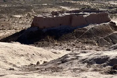 Forteresses de Khorezm et désert depuis Khiva, privé avec transfert