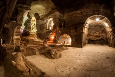 Dégustation de vin et apéritif dans les caves d’Orvieto souterraines