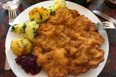 Hands-on vienna cooking class with schnitzel, homemade apfelstrudel, and stories in a local chef’s kitchen. includes all ingredients and adapts for vegetarians.
