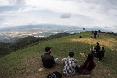 Erlebe tapalpas frische bergluft, reite im ecopark las piedrotas, koste gegrilltes lamm und entdecke das historische zentrum – privater tagesausflug ab guadalajara.