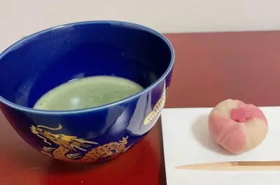 Douceurs japonaises et cérémonie du thé chez un particulier à Yokohama