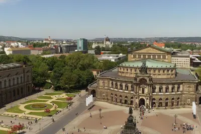 Dresden mit Grünes Gewölbe und Semperoper entdecken, 5,5 Std.