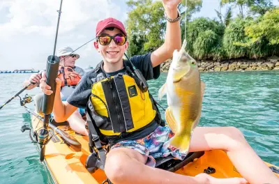 Kajakfahren in Singapur: Fische fangen mit Hobie-Pedal-Kajaks