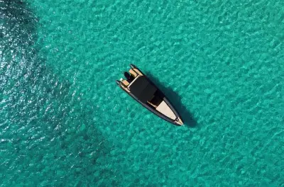 Private Boat Tour Paros: Despotiko, Antiparos & Blue Lagoon