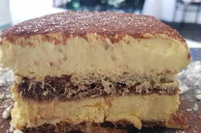 Corso di cucina tiramisù a Sanremo: Impara da uno chef locale