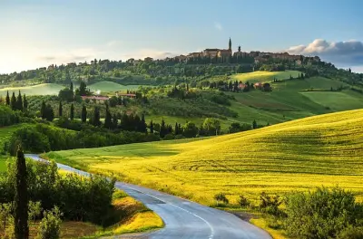 Tour por Montalcino e Montepulciano: Degustação de vinho e queijo