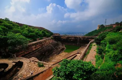 Nahargarh Fort Water Walk: Jaipur's ancient water heritage tour