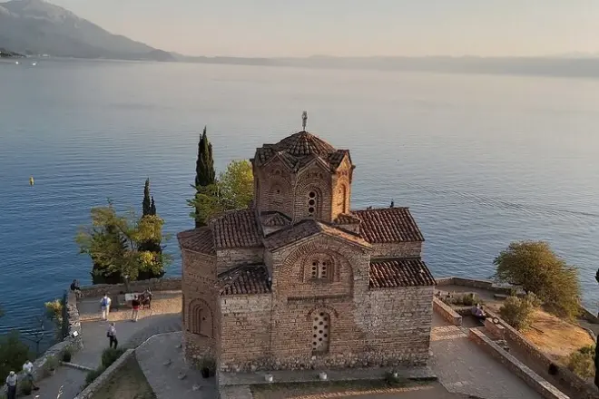Lago di Ohrid e centro storico: Siti UNESCO e monastero di San Naum