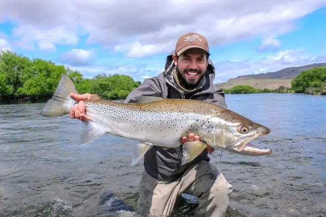 Fliegenfischen am Limay-Fluss in Bariloche: Halbtägiger Ausflug