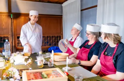 Corso di sushi a Kawagoe: Impara nigiri e maki