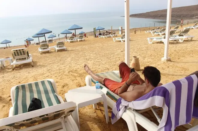 Dead Sea half-day tour from Amman: Private float and mud