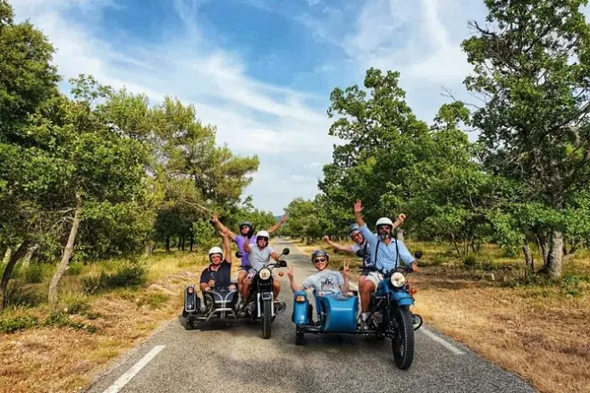 Sainte-Victoire Sidecar Tour with Two Wine Tastings