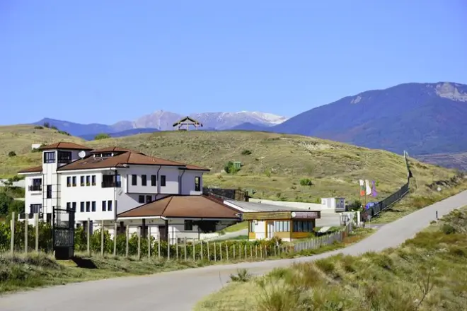 Melnik Wine Tasting Tour from Sofia: Churchill's Vineyard