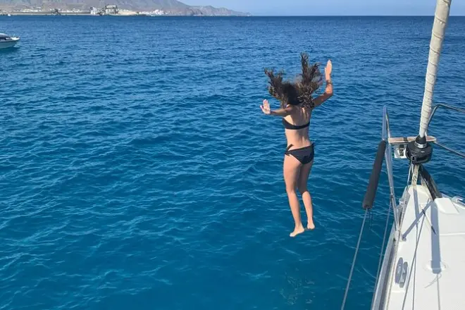 Sail Cabo de Gata: Secret coves and volcanic cliffs
