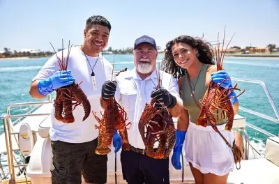 Pesca de lagosta em Mandurah com almoço de frutos do mar em 8 pratos