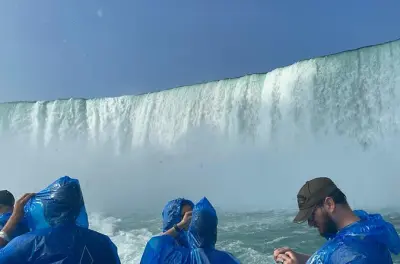 Visite en bateau à Niagara Falls et promenade à Cave of the Winds