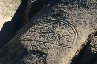 Valley of Enchantment tour: Petroglyphs and shamanic sites