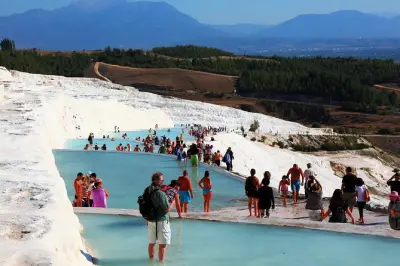 Pamukkale and Hierapolis tour: Travertines and hot springs
