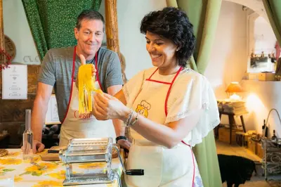San Gimignano corso di pasta e vino: Cucina e assaggia vini toscani