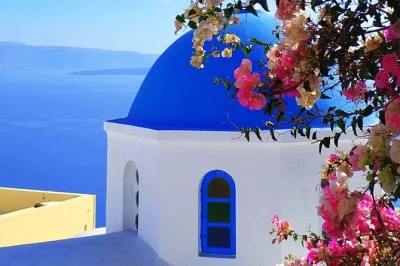 Feel santorini’s soul on a private tour with flexible stops, local guide, and crowd-free moments. includes pickup from hotel or cruise port and custom itinerary.