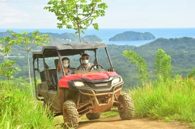 Conduce buggies por la jungla, avista cocodrilos en el río tárcoles y descubre la fauna de costa rica en esta excursión desde puntarenas. ideal para viajeros de crucero.