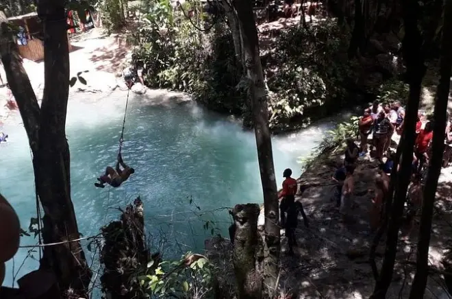 Rafting in Ocho Rios: Blue Hole, White River & Dunn's River