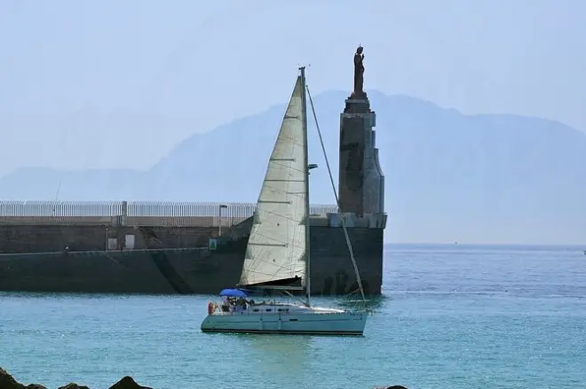 Snorkeling a Tarifa: Vela, scooter subacqueo e tapas