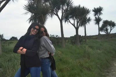 Entdecke howth auf einer geführten wanderung ab dublin, schlendere geheime klippenpfade, erkunde die ruinen von st. mary’s abbey und das charmante dorf mit einem echten insider.