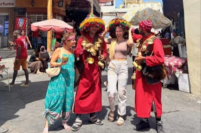 Explore a mesquita hassan ii em casablanca, caminhe pela medina antiga e tome um chá no rick’s café. inclui entrada sem fila, guia local e traslado do hotel.