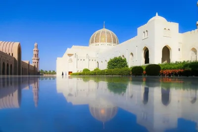 Step into muscat’s vibrant heart with a private city tour—wander the sultan qaboos grand mosque, taste omani bread, explore muttrah souq, and enjoy easy pickup.