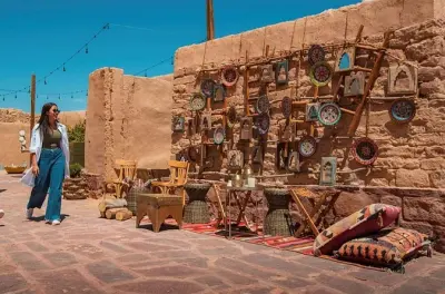 AlUla Old Town: Labirinto di case in adobe e forte del X secolo