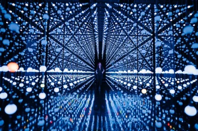 Plongez dans l’univers immersif de hopscotch à san antonio : expos interactives, cocktails créatifs et ambiance animée sur la terrasse. entrée générale incluse.