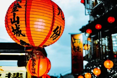 Follow a private day trip from taipei to jiufen, yehliu geopark, and pingxi. includes lantern launch, waterfall stop, and all transfers. book your taiwan adventure.