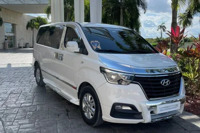 Llega a punta cana y viaja sin estrés con traslado privado desde el aeropuerto, recogida 24/7 y vehículos para cualquier grupo. reserva fácil, paga online o al llegar.