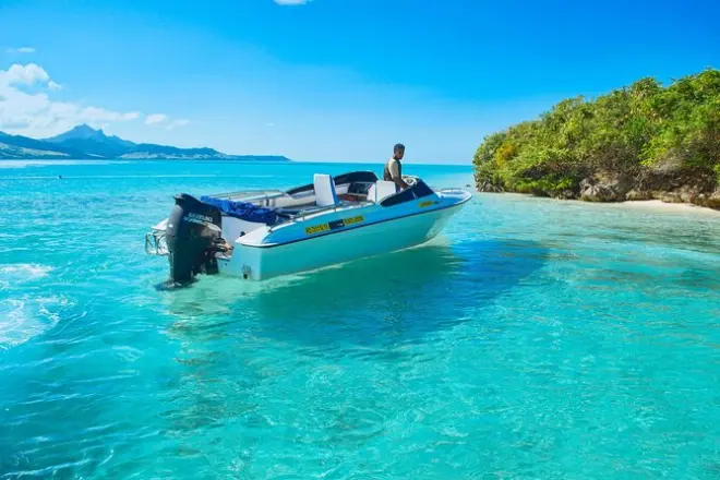 Schnorcheln ab Blue Bay: 5 Inseln mit Mittagessen und Abholung
