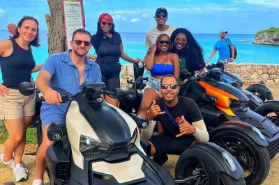 Scopri il lato selvaggio di curaçao con un tour in atv can-am: nuota con le tartarughe, gusta il cocco fresco e ammira i fenicotteri. include attrezzatura, snack e foto del guida.