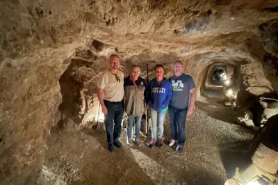 Erlebe die wüste auf einem atv oder rzr im eldorado canyon, entdecke nevadas älteste goldmine und genieße ein entspanntes mittagessen – inklusive sicherheitsausrüstung & fotos.