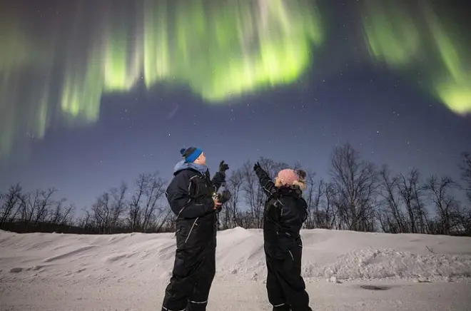 Caccia all'aurora boreale da Tromso con foto incluse