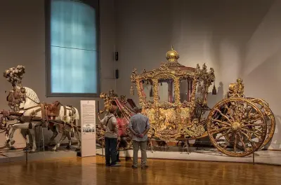 Entradas sin fila para el Museo Imperial de Carruajes en Viena cerca de Schönbrunn