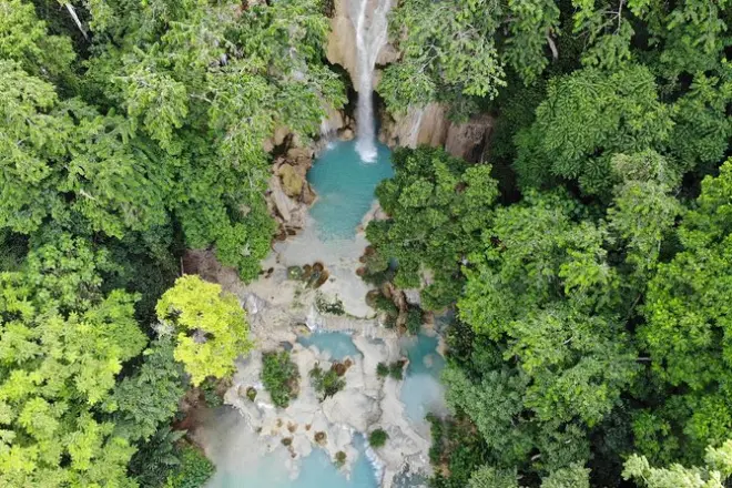 Randonnée aux chutes de Kuang Si : Baignade et balade villageoise