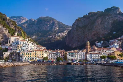 Explore as ruínas de pompeia com guia local e depois aproveite a costa amalfitana para nadar ou relaxar com um drink—tudo em um dia saindo de roma. transporte, entrada e tempo livre incluídos.