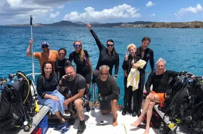 Tauchen St Thomas: 2 Tauchgänge mit Zertifikat vom Boot