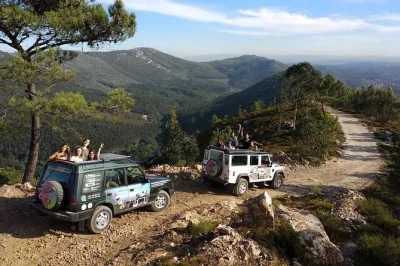 Porto e le sue montagne: scopri miniere romane, assaggia biscotti artigianali e condividi un drink con la gente del posto. tour in 4x4 con guida e pick-up incluso.