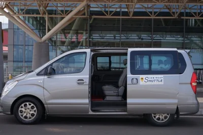Siem reap e angkor: transfer aeroporto senza stress con accoglienza personalizzata, asciugamano fresco, acqua e autista locale. prenota ora per un arrivo o una partenza senza pensieri.