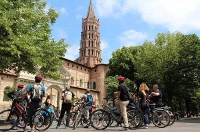 Tolosa in bici con degustazione al mercato Victor Hugo gourmet