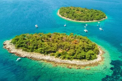 Snorkeling in Trogir: Blue Lagoon & Maslinica